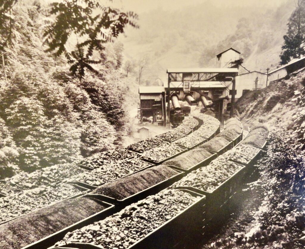 Majestic, KY - Pike County Historical Society