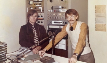 WECL Radio